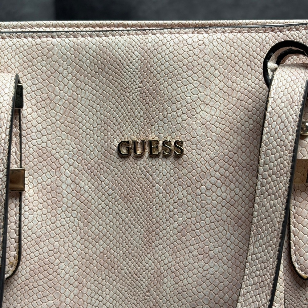 Guess Pink Snakeskin Embossed Tote Bag Zip Top Shoulder Handbag with Charm - Picture 2 of 16